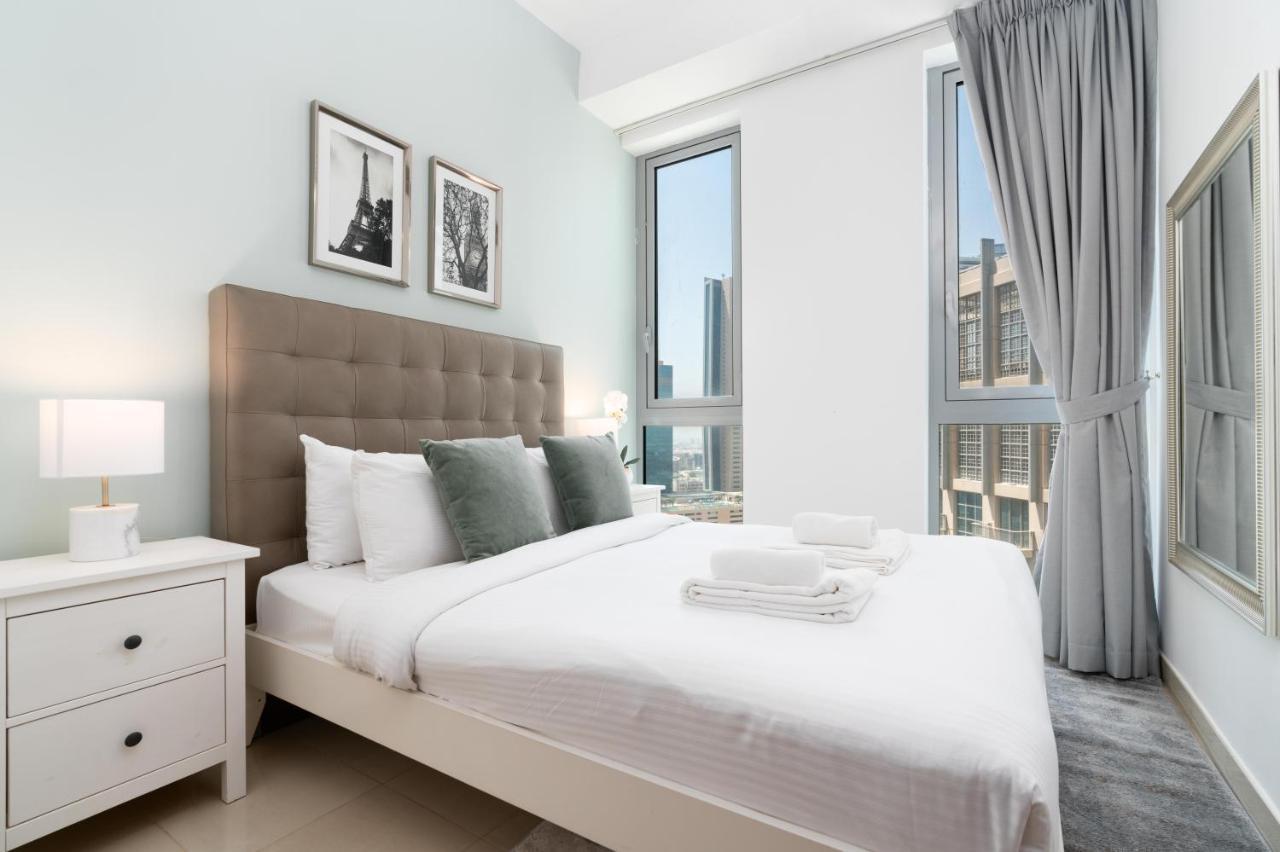 Ultimate Stay / 4 Beds / Burj Khalifa View Dubai Buitenkant foto