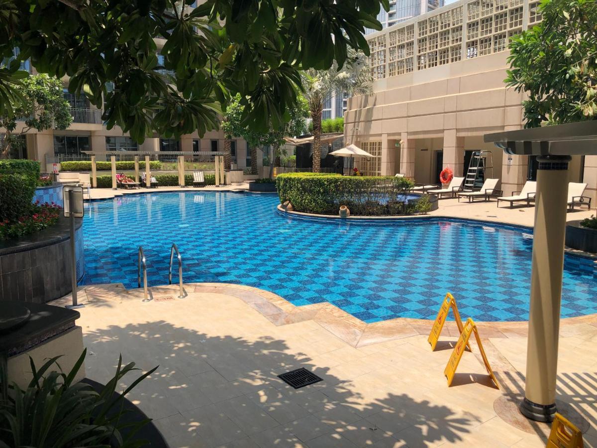 Ultimate Stay / 4 Beds / Burj Khalifa View Dubai Buitenkant foto